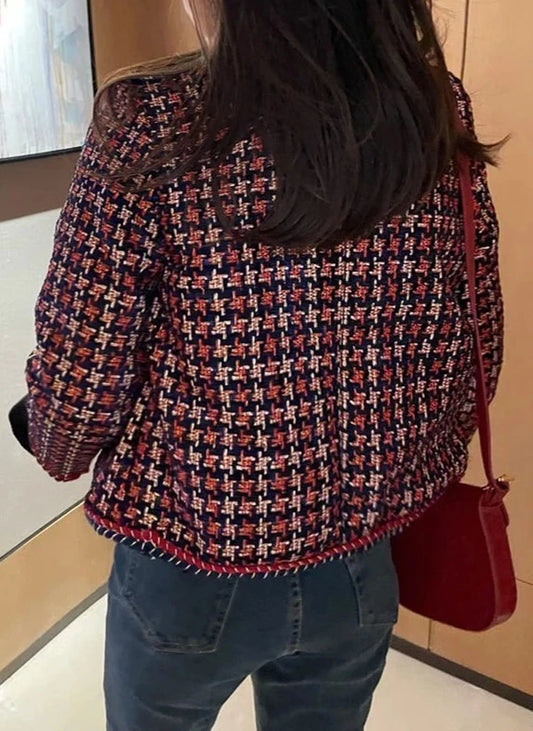Blazer feminino curto em lã com botões AB631
