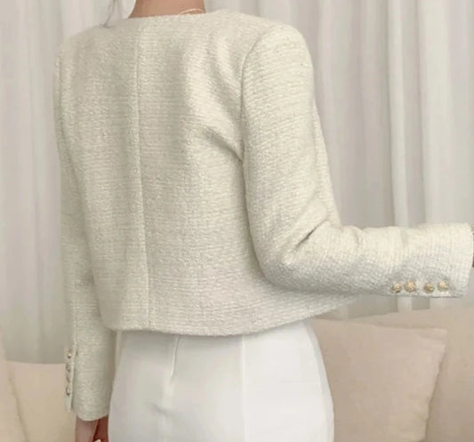 Blazer feminino curto com botões dourados AB623