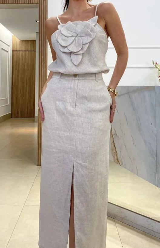 Conjunto de top com aplique floral e saia maxi com fenda AB468