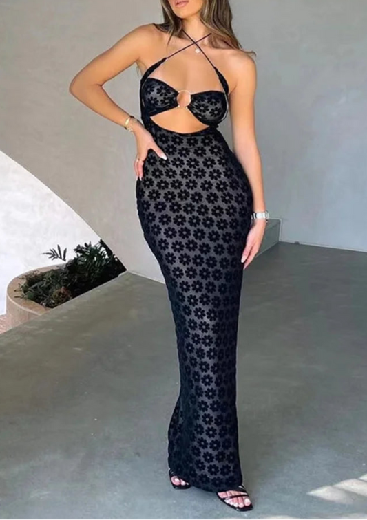Vestido longo com recorte frontal e aplicação floral AB920