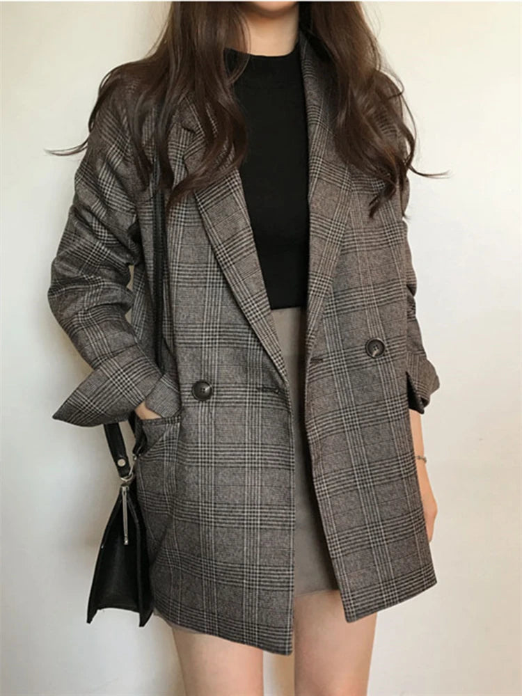 Blazer feminino xadrez oversized com lapela AB632