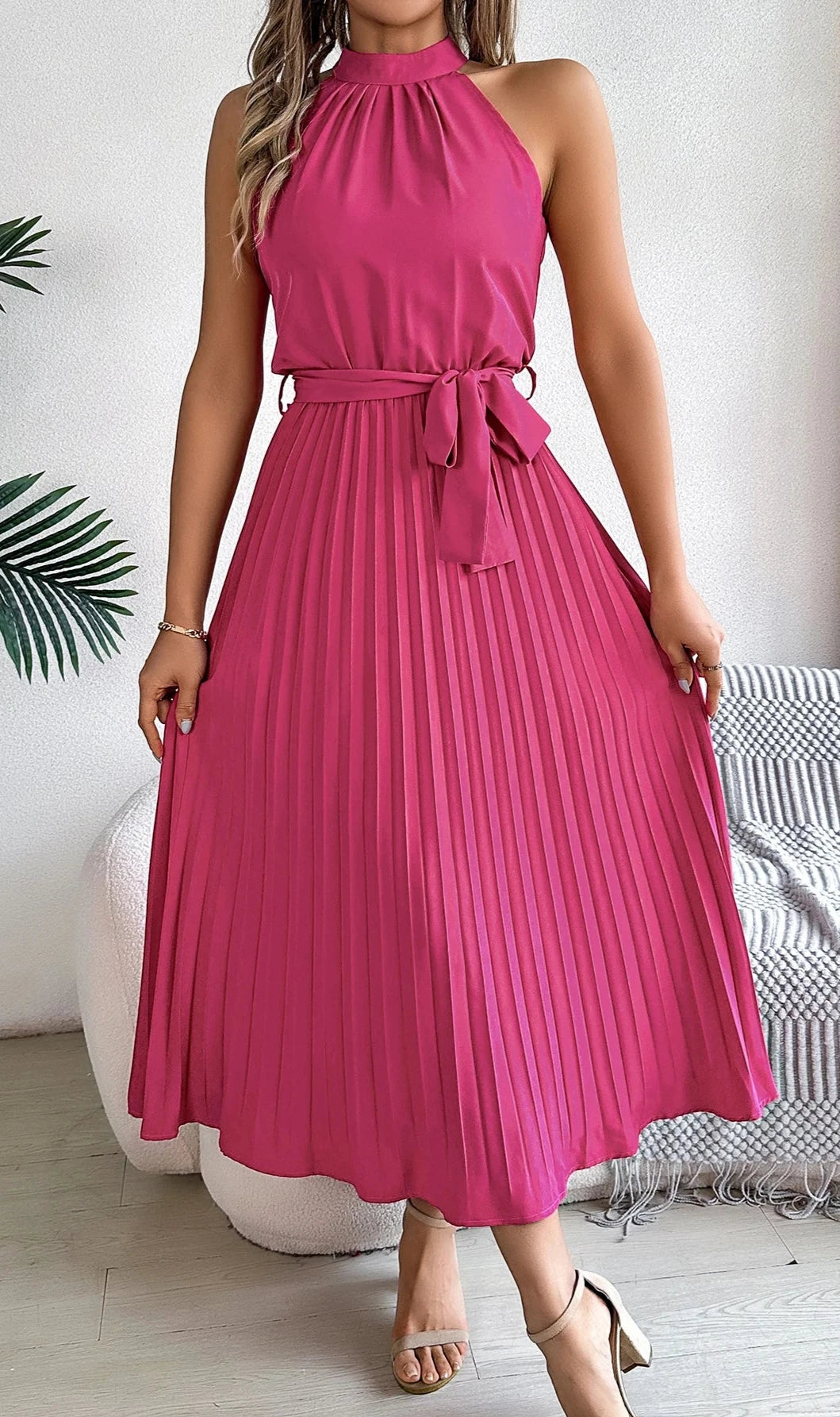 Vestido midi com plissado e gola alta AB720