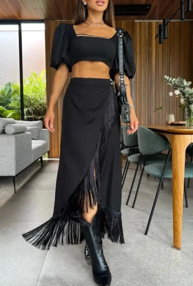Conjunto saia com franjas e blusa decote quadrado AB303